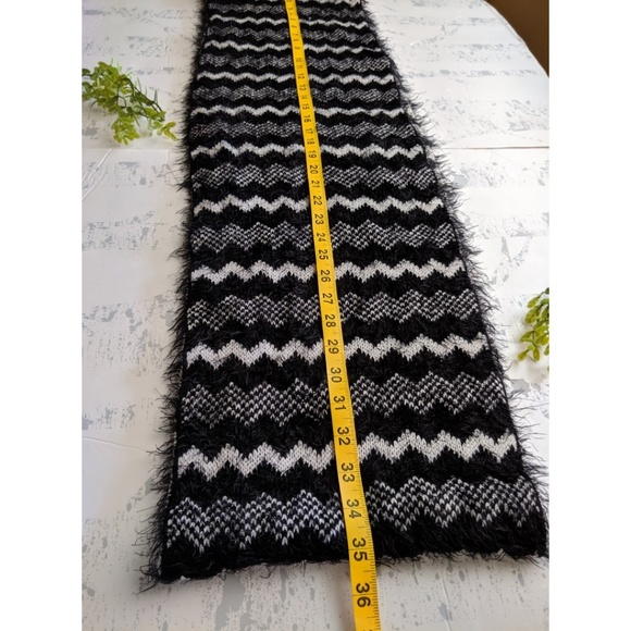 Infinity Scarf - Picture 4 of 6